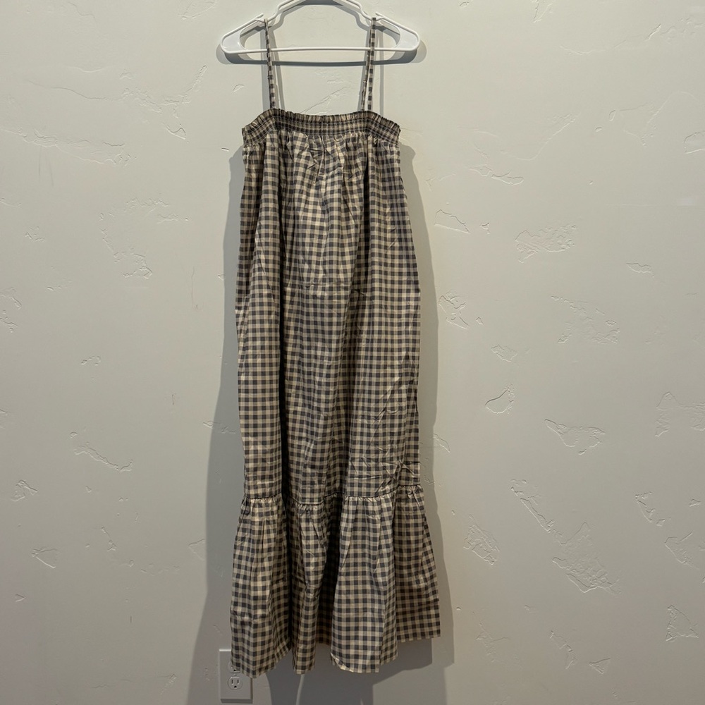 WeWoreWhat Smocked Gingham Midi Dress - Picture 4 of 16